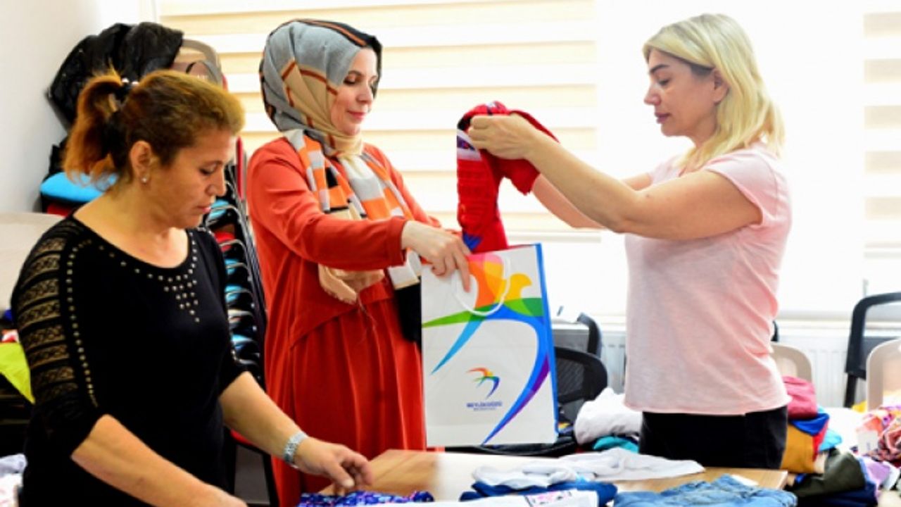 Beylikdüzü'nde 2 bin çocuğa bayram sevinci