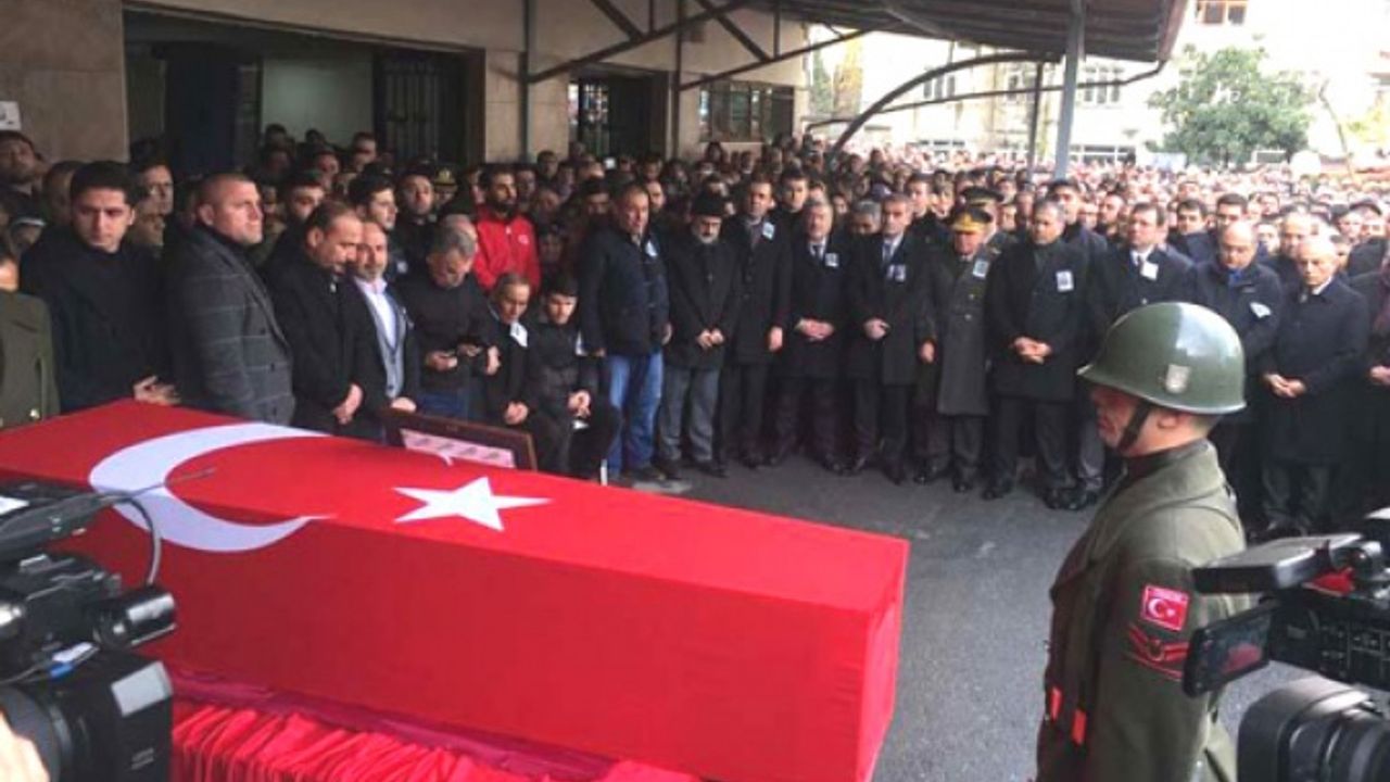 Şehit Berkay Işık için tören