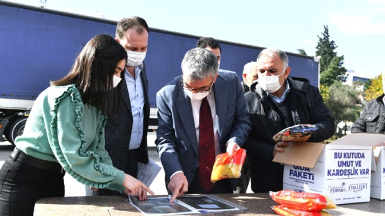 Esenyurt'ta 60 bin koli gıda dağıtımı