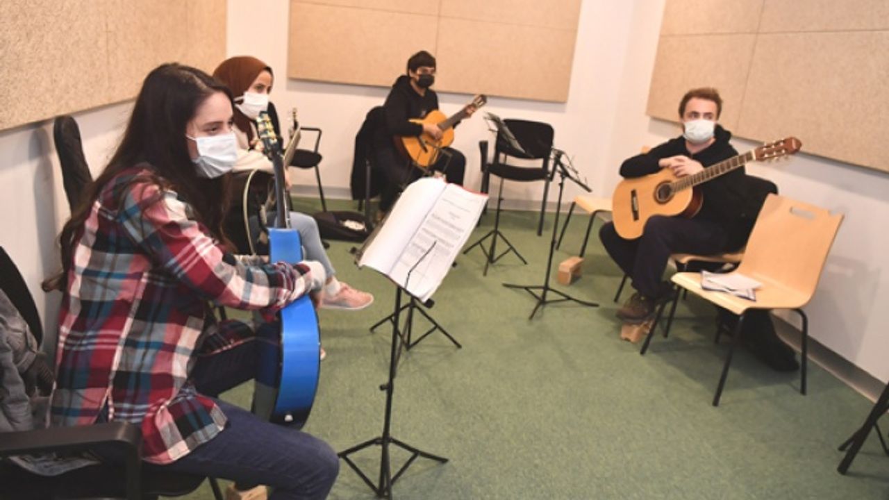 Beylikdüzü Gitar Orkestrası çalışmalara başladı