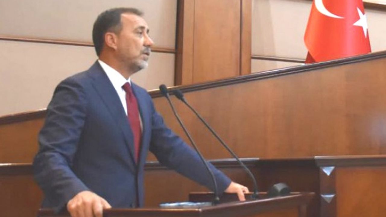 Yılmaz'dan İBB'ye plaj tepkisi