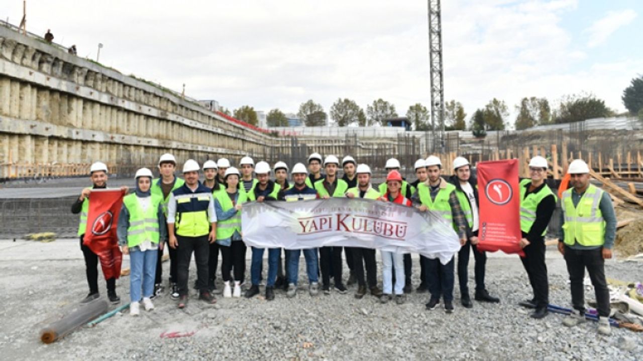 Esenyurt'ta Kampus Lise Projesine ilgi