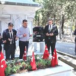 Demokrasi ve Millî Birlik Günü'nde Şehitler anıldı