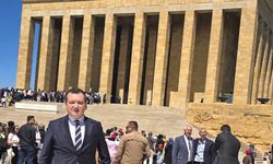 Balcıoğlu, Anıtkabir’i ziyaret etti
