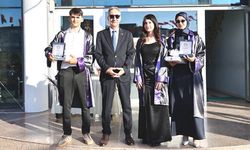 TÜRAM'da mezuniyet sevinci