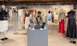 Mahalle Evleri Kursiyerlerinden “Sanatın Renkleri” Sergisi