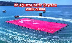 Büyükçekmece Körfezi’nde 660 metrekarelik bayrak açtılar