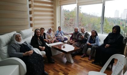 Esenyurt’un ulu çınarlarına doğum günü kutlaması