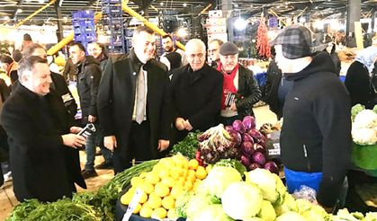 Selimpaşa Pazarı’nda Özer broşürleri