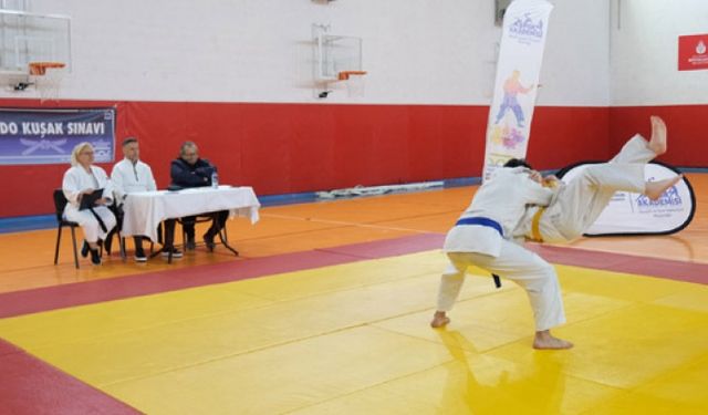 Büyükçekmeceli judocular sınavı başarıyla geçti