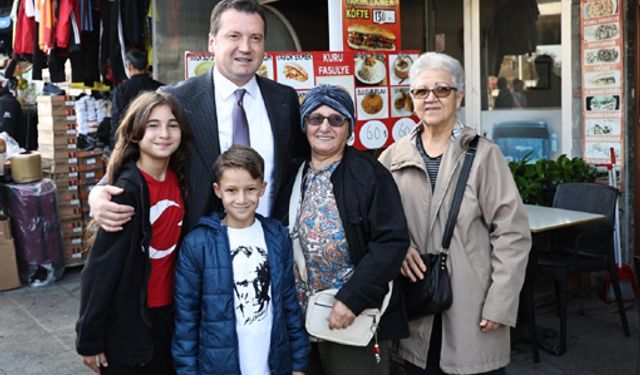 Balcıoğlu Esnafın Cumhuriyet Bayramı’nı Kutladı