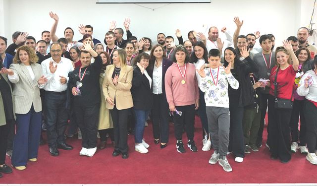 Beylikdüzü'nün özel sporcuları turnuvada