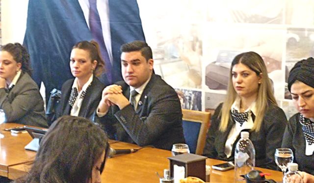 Öpçin:Esnaf Odası'ndan Hazirun listesi alamadık