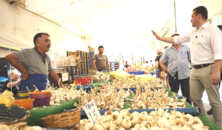 Balcıoğlu semt pazarında