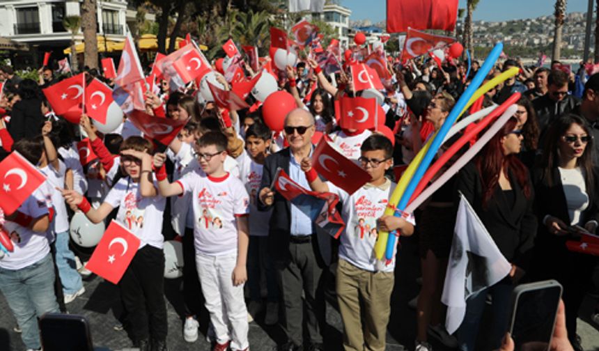 Büyükçekmece’de 23 Nisan coşkusu sokaklara taştı