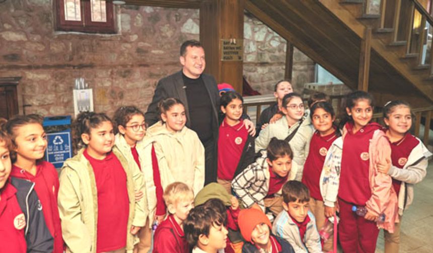 Balcıoğlu:Çocuklar hayvan sevgisini erken öğrenmeli