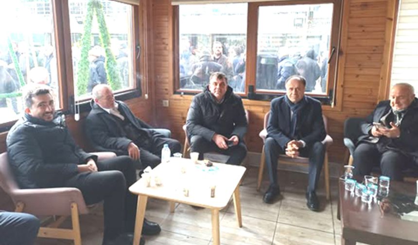 CHP Silivri'de Dayanışma Merkezi kurdu