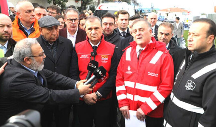 Büyükçekmece'de yüksek riskli yapılar yıkıldı