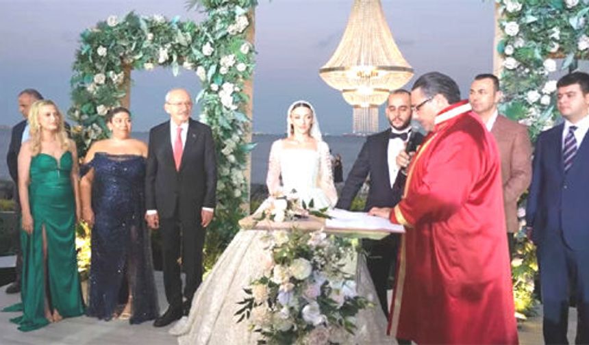 Kılıçdaroğlu İzsiz ile Avcılar'da nikah şahidi